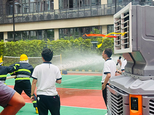 酷暑戶外活動不再難！移動冷風(fēng)機(jī)為歡樂保駕護(hù)航，好評如潮